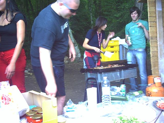 i/Kranj/Piknik06/nina/PICT0973 (Small).JPG